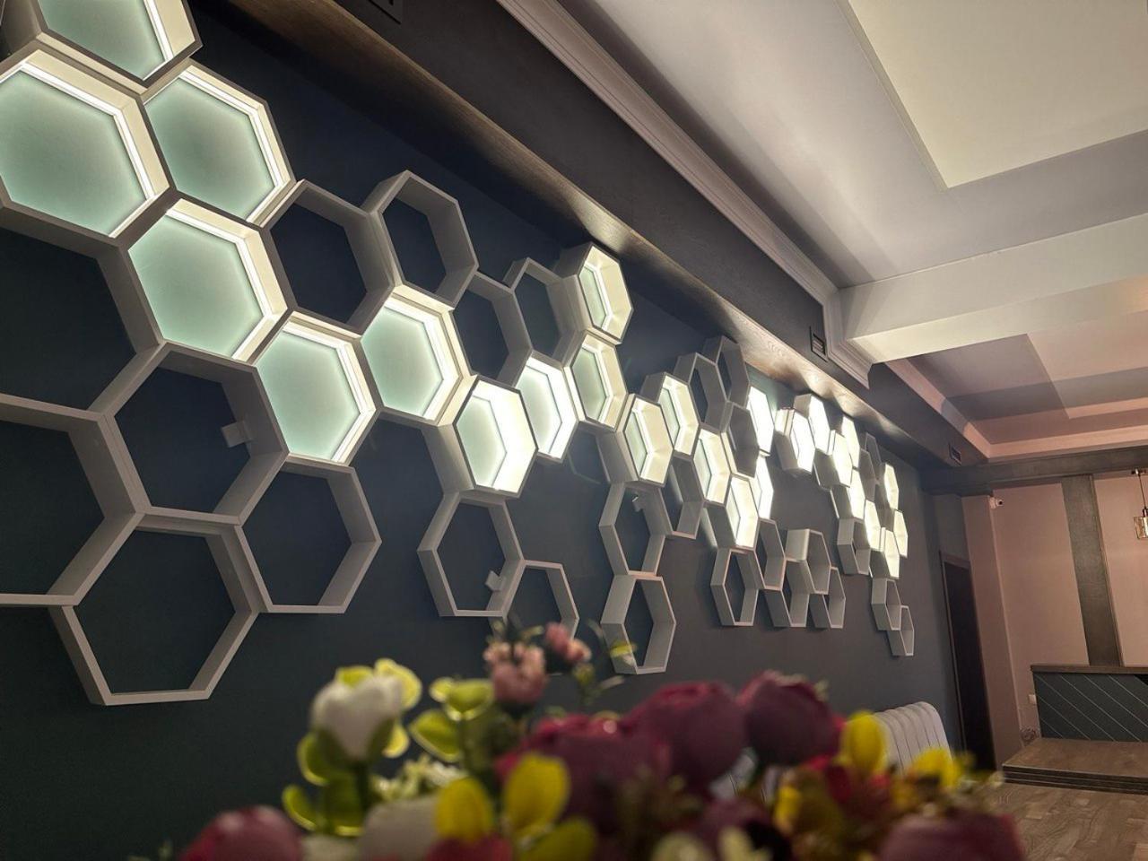 Grand Way Hotel Тараз Экстерьер фото