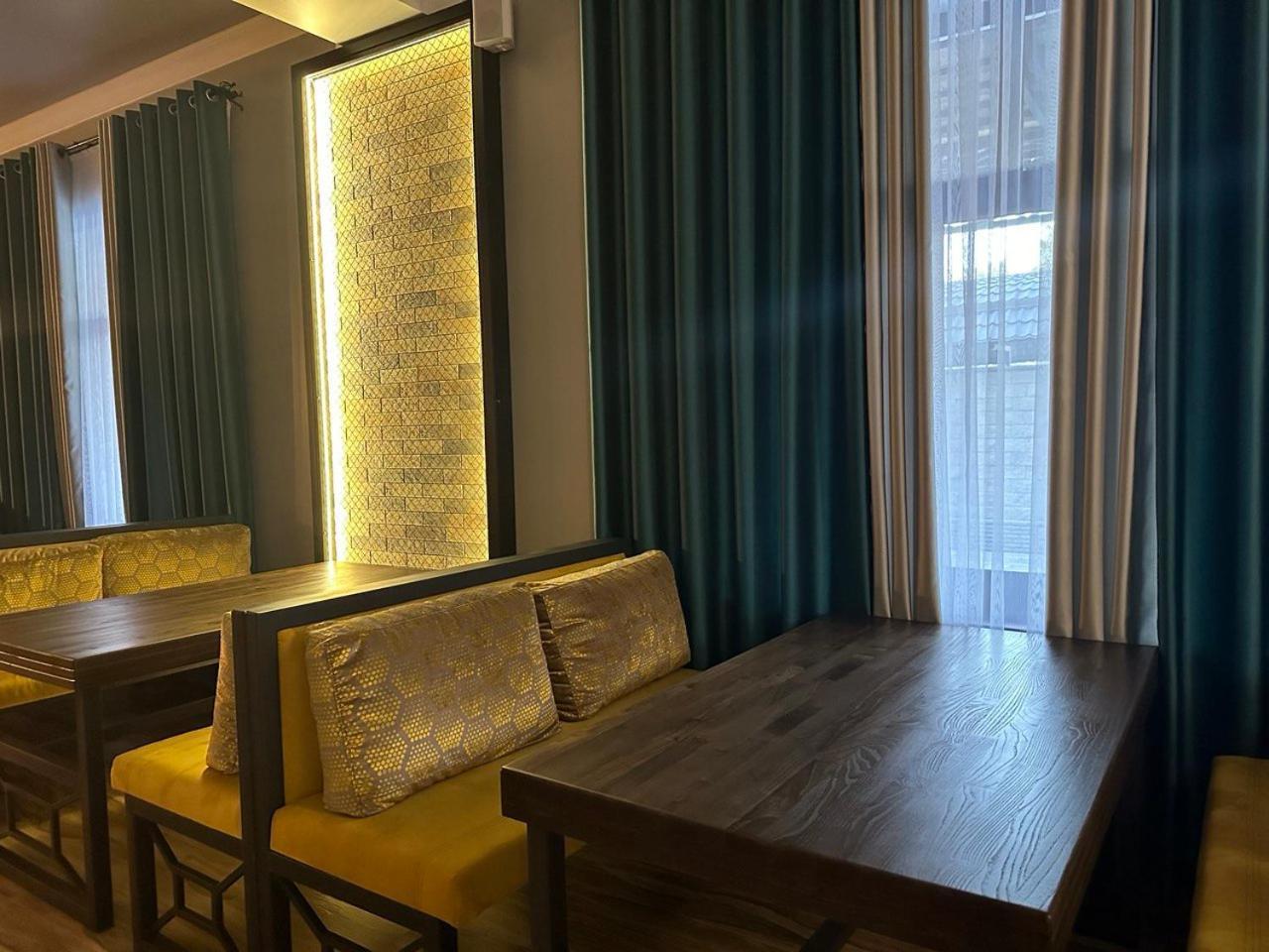 Grand Way Hotel Тараз Экстерьер фото
